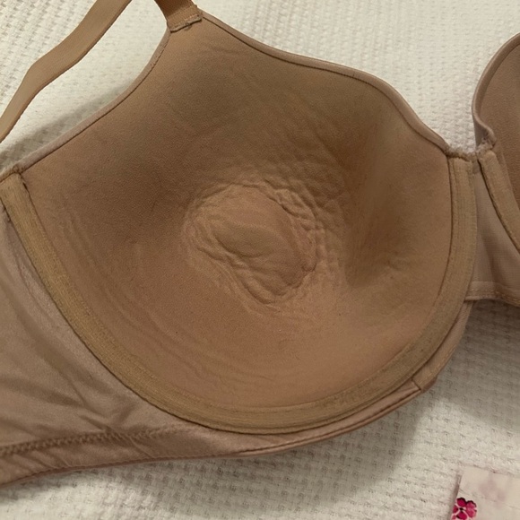 Auden Nude Lightly Line 42C - Picture 3 of 5